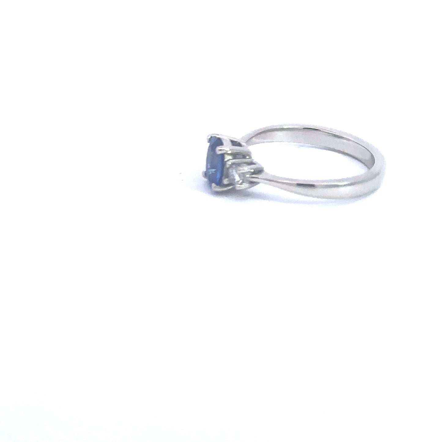 Sapphire Oval 1.0 Ct