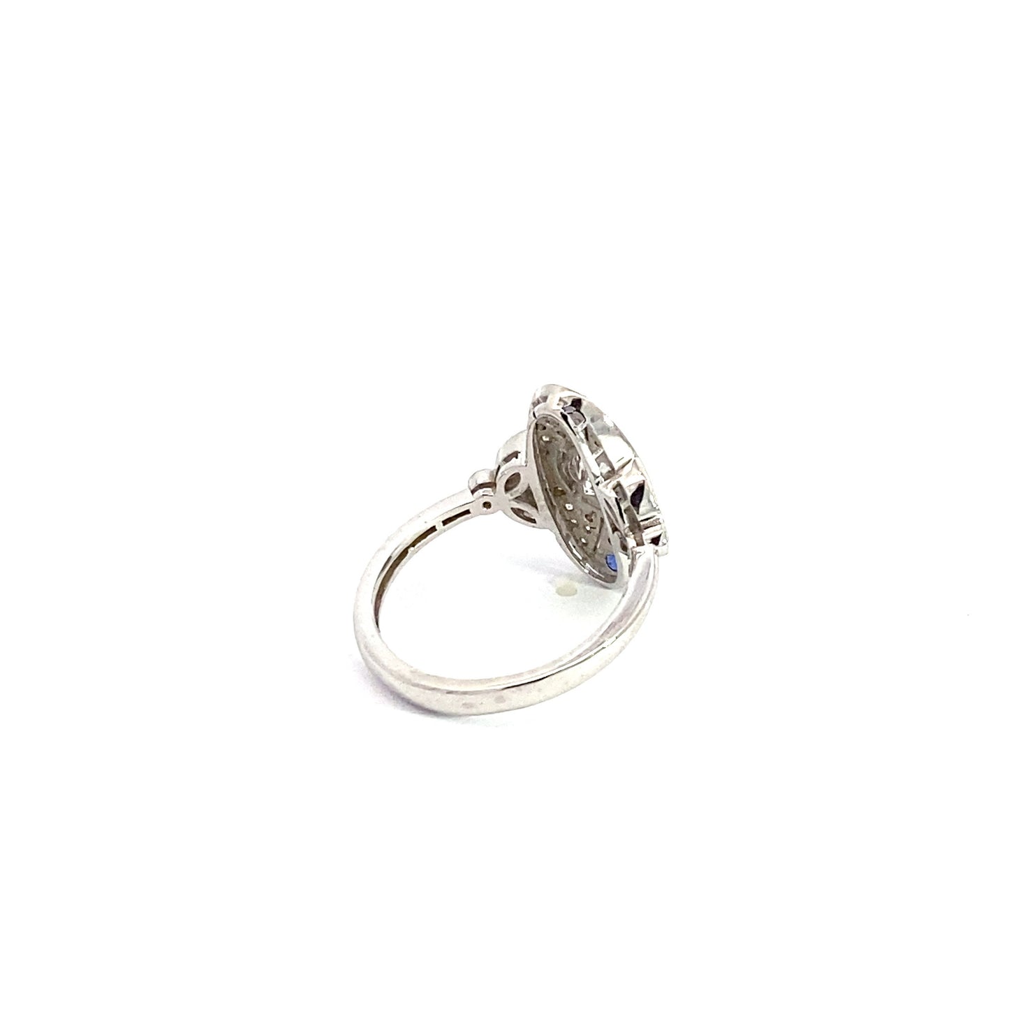 Vintage Ring 18K White Gold