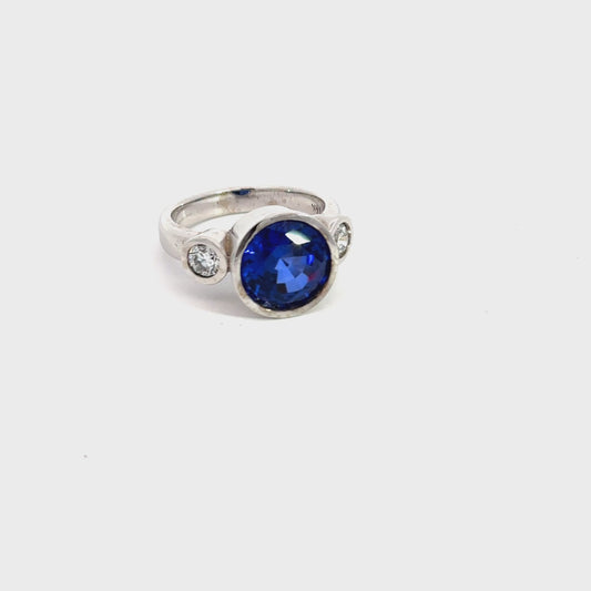 Sapphire .Lab Grown 4.5 Carat
