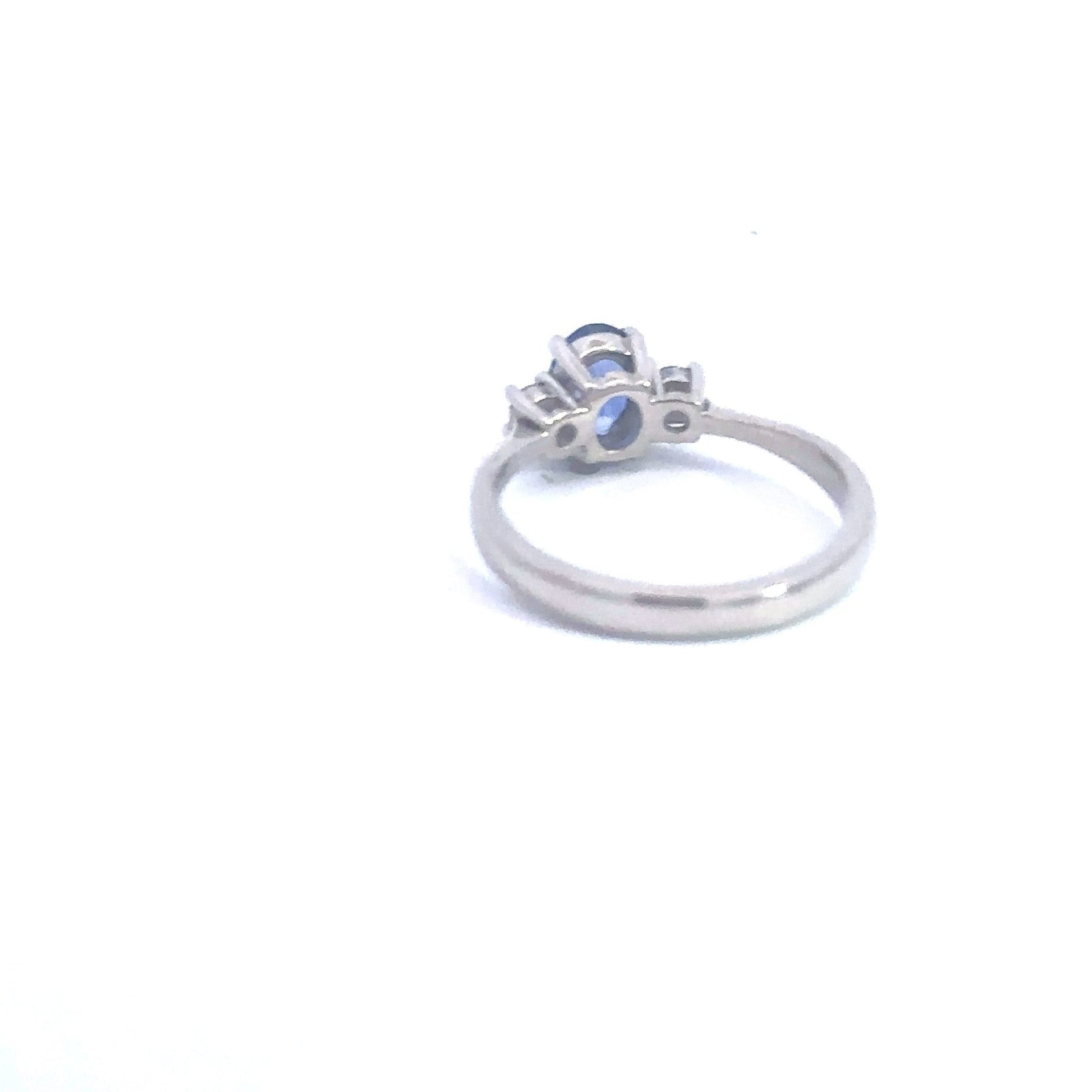 Sapphire Oval 1.0 Ct - Gold Star Jewelry